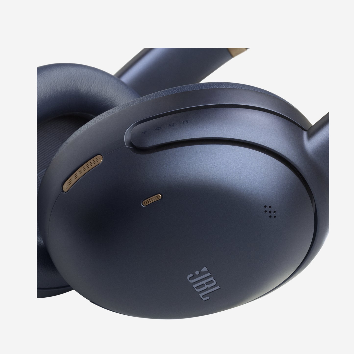 JBL Tour One M3
